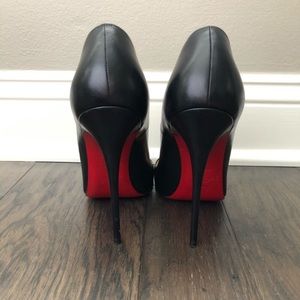 “So Kate” Christian Louboutin heels